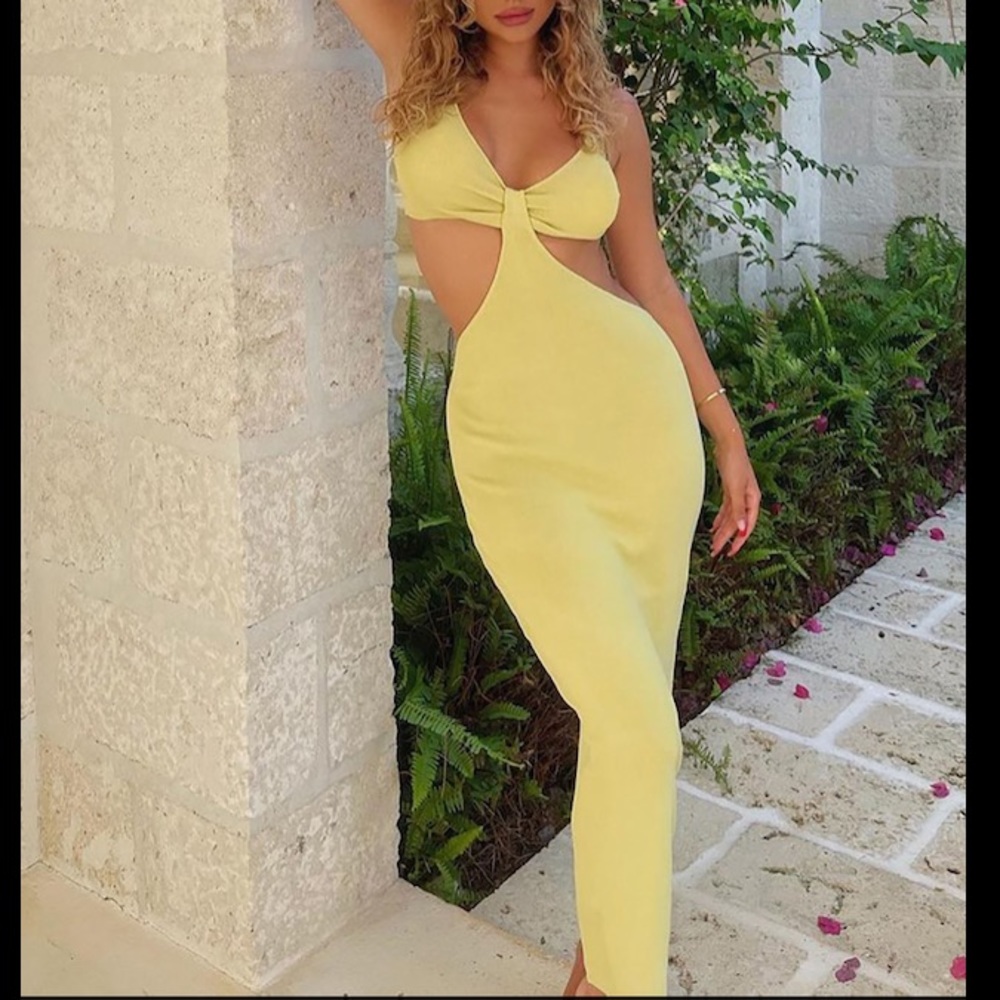 MAXI CUT OUT DRESS YELLOW